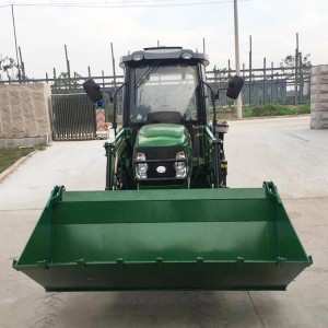 Wheeled agricultural tractor